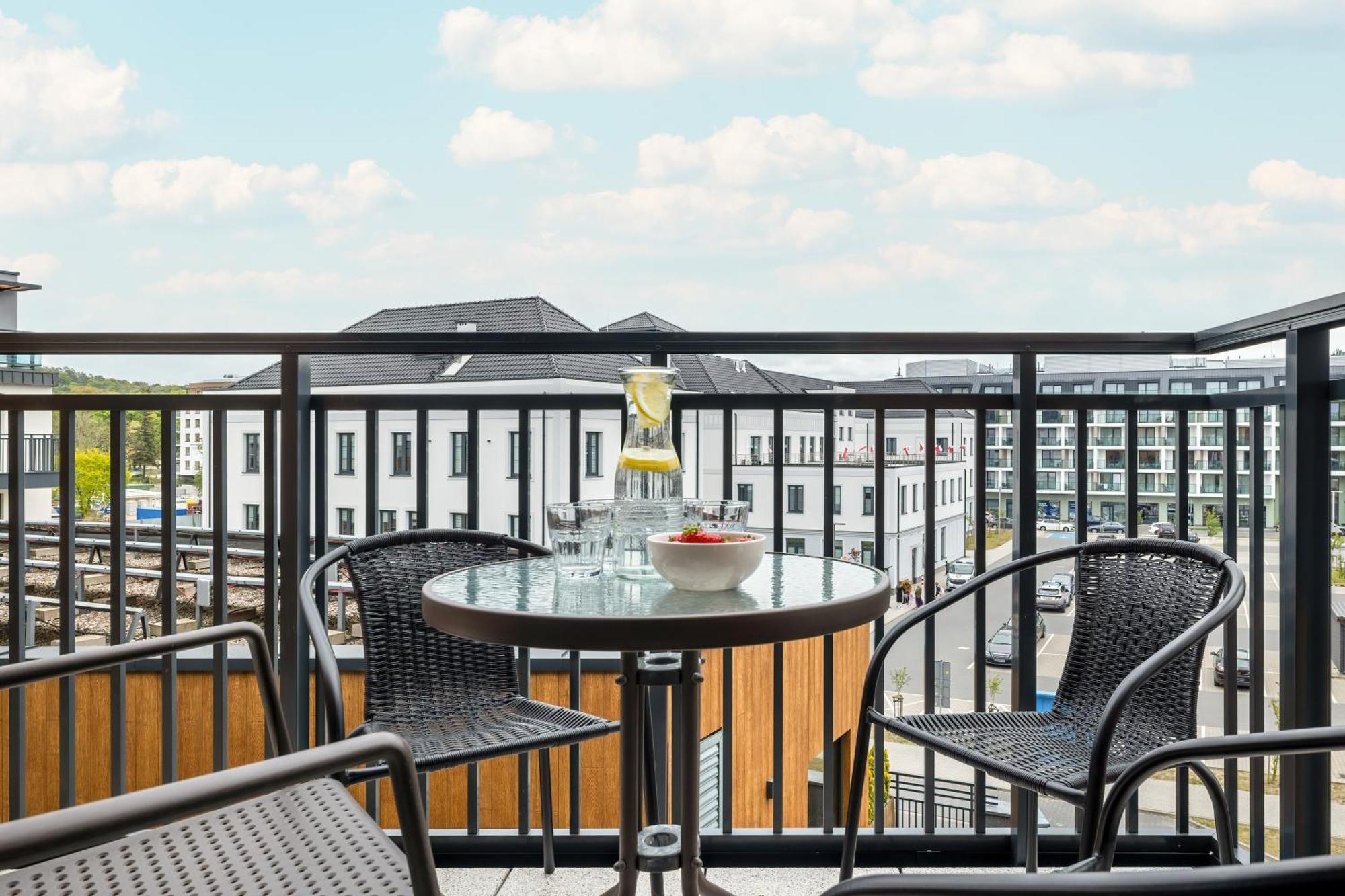 Sunny Apartments In Bel Mare Resort By Noclegi Renters Мендзыздрое Экстерьер фото